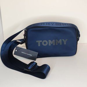 Tommy Hilfiger Nylon Camera Bag Crossbody - NWT - Navy Blue